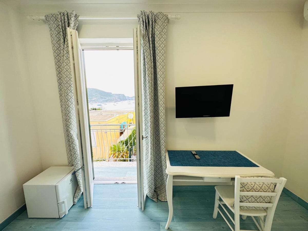 Sky Ponza - Immobilevante Экстерьер фото