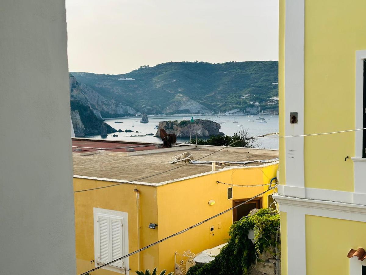 Sky Ponza - Immobilevante Экстерьер фото